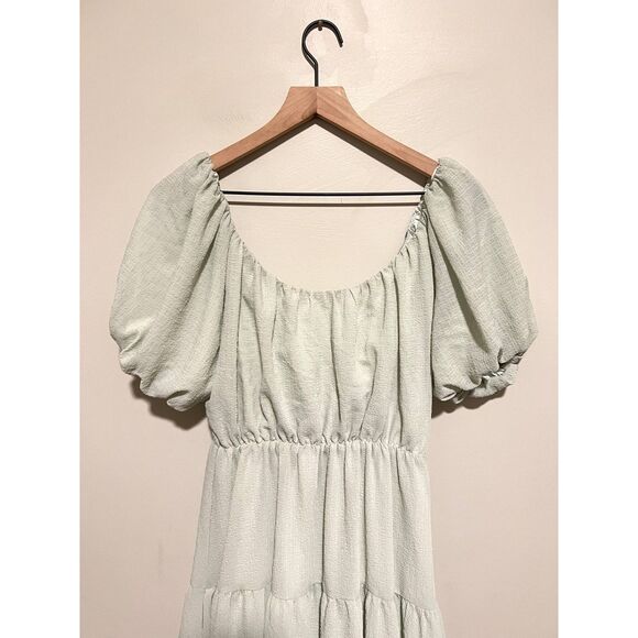 ASTR The Label Smocked Tiered Maxi Dress Sage Size Medium - Picture 9 of 10